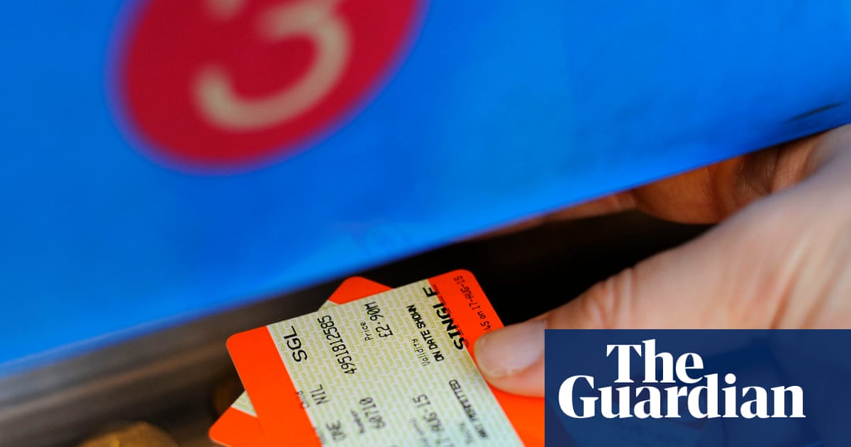 Train delays: compensation claims to be easier under Great British Railways