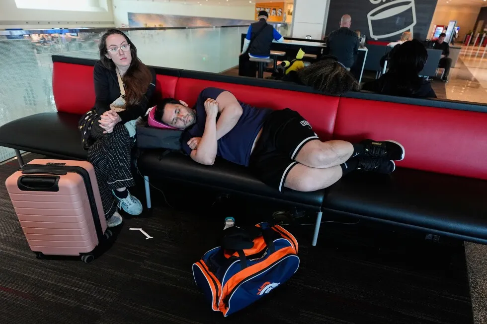 Some flight cancellations and delays continue after US storms dump snow in the Midwest and head east