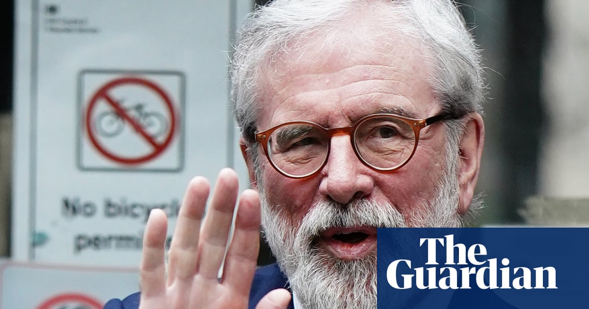 Being in Sinn Féin not the same as being in the IRA, Gerry Adams tells high court