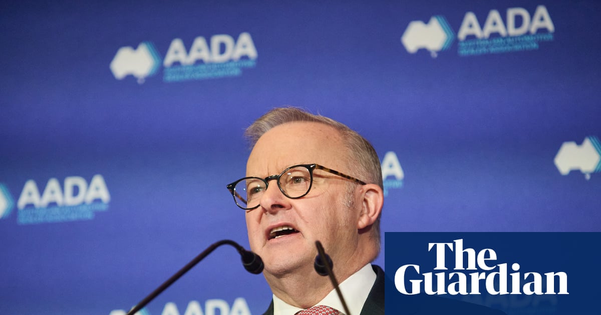 ‘It’s a different world now’: Albanese calls snap national cabinet meeting over fuel crisis