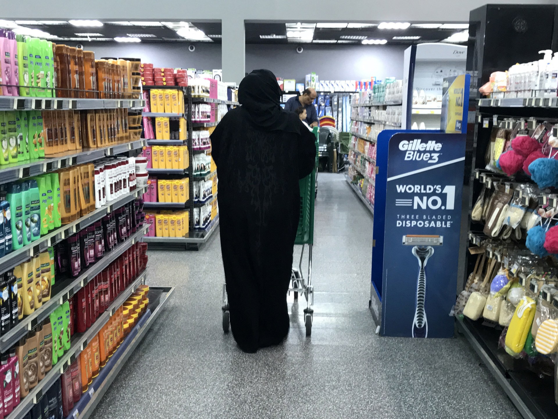 Qatar can keep goods flowing amid tensions, customs chief says