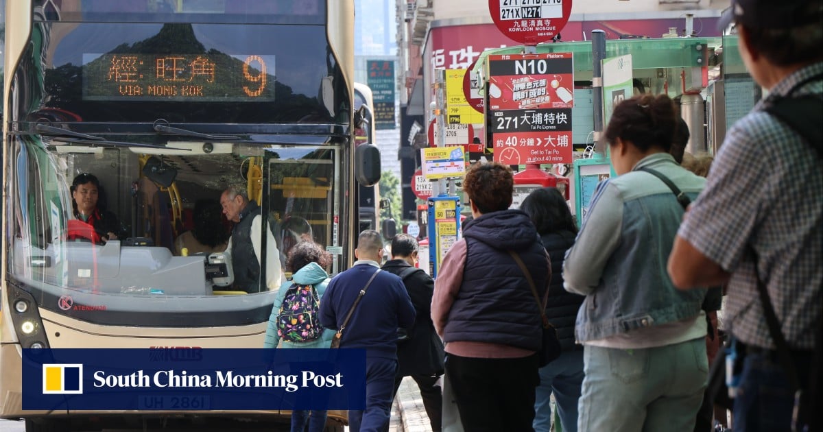 Bus driver union slams KMB policy to turn off air con when no patrons on board