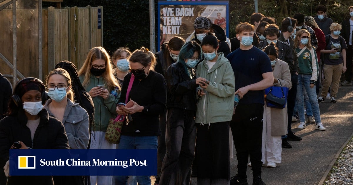 ‘Unprecedented in spread’: UK races to contain deadly meningitis outbreak