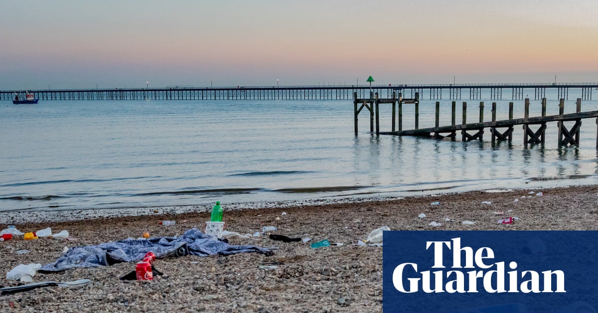 More than 70 UK councils failed to issue single fine for littering last year