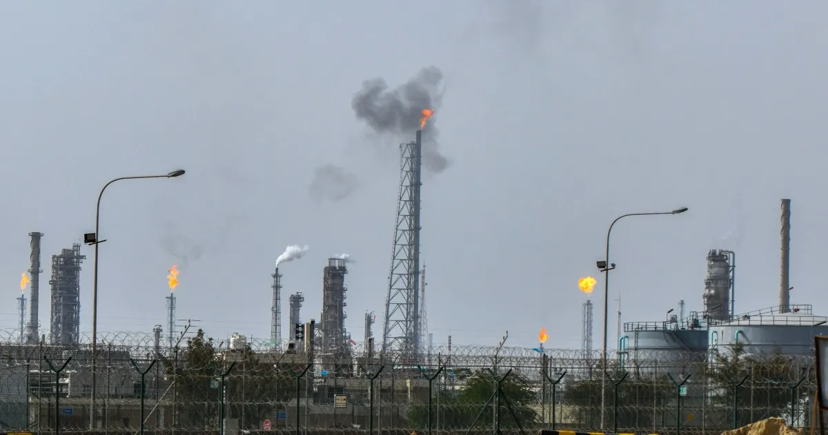 Iran hits Kuwaiti oil refinery as Israel renews attacks on Tehran