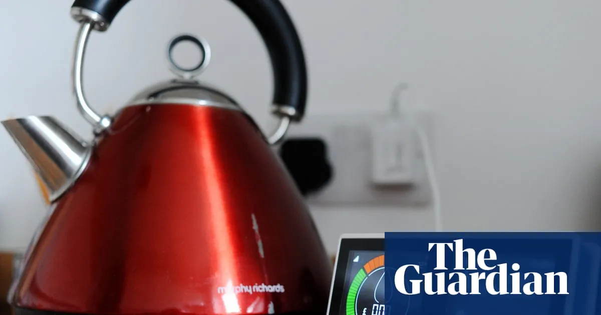 Household energy bills in Great Britain ‘could rise to almost £2,000 a year’ amid Iran war shock