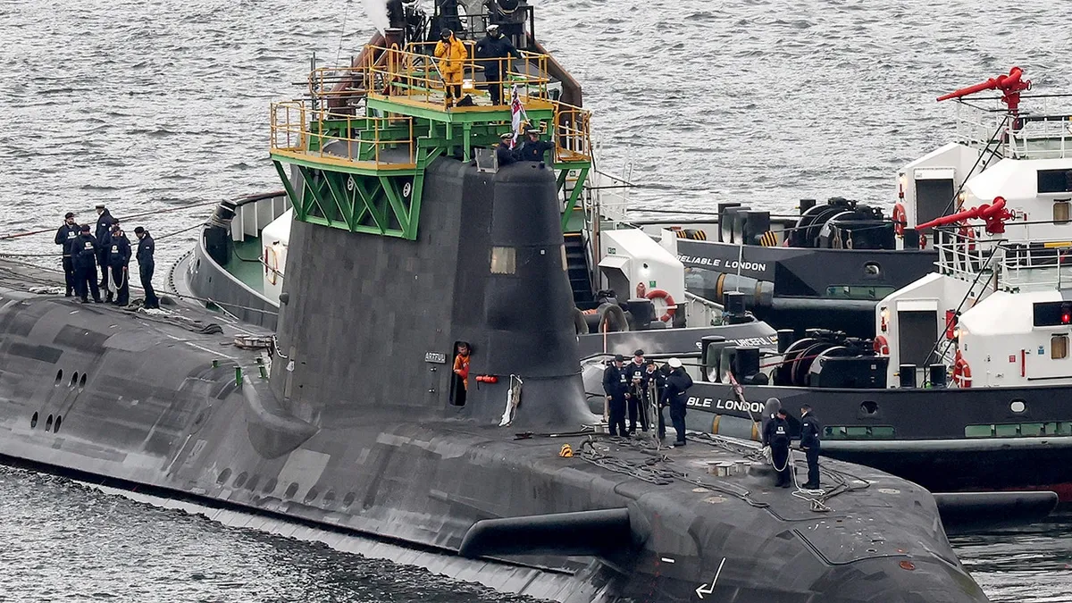 Iranian man, 2nd person arrested after allegedly trying to enter UK nuclear missile base: report