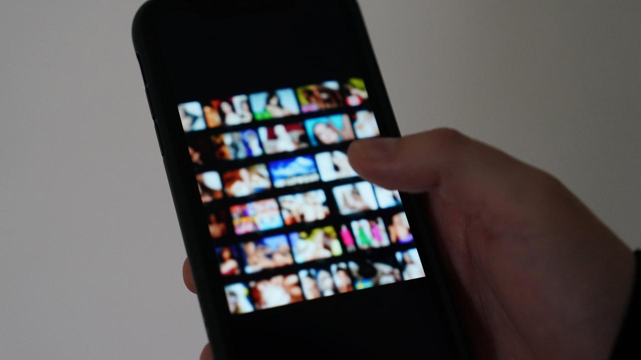 Deepfakes - ein blinder Fleck im deutschen Recht?