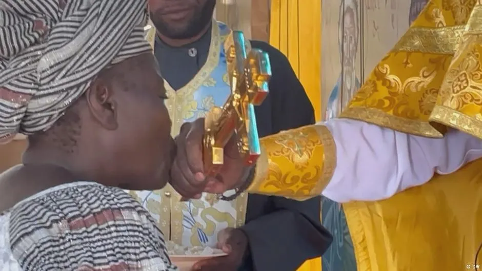 Wie die russisch-orthodoxe Kirche in Afrika Einfluss nimmt