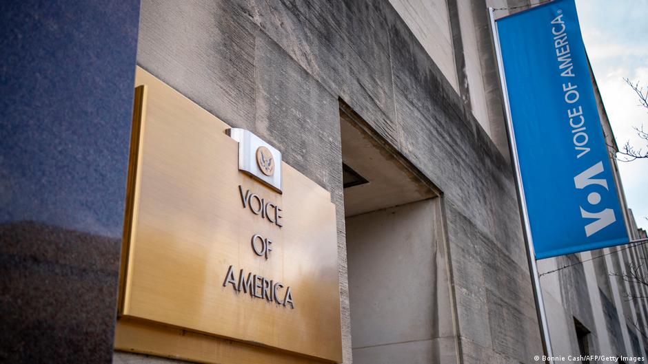 US-Gericht hebt Sparkürzungen bei Voice of America auf