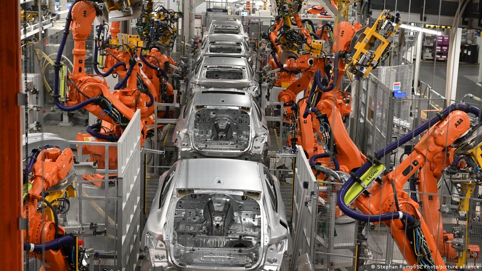 Deutschlands Autoindustrie: Zulieferer orientieren sich um