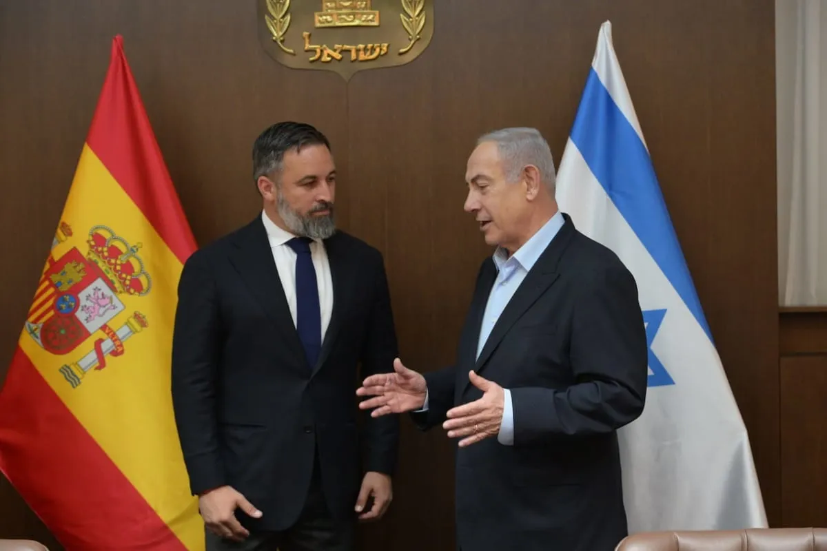 Netanyahu considera “compañeros de armas” a Abascal y sus socios europeos 