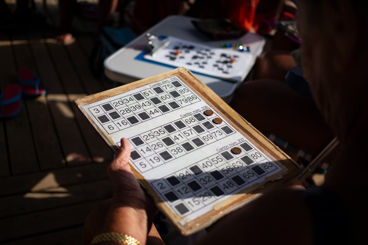 Se acabó el bingo: un hogar de jubilados de Bilbao suspende el juego tras la visita de la policía y un aviso de sanción de 60.000 euros