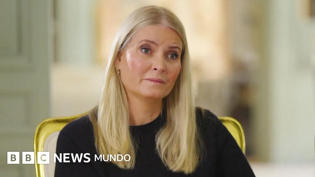 "Fui manipulada y engañada": la princesa heredera de Noruega rompe su silencio sobre sus vínculos con Epstein