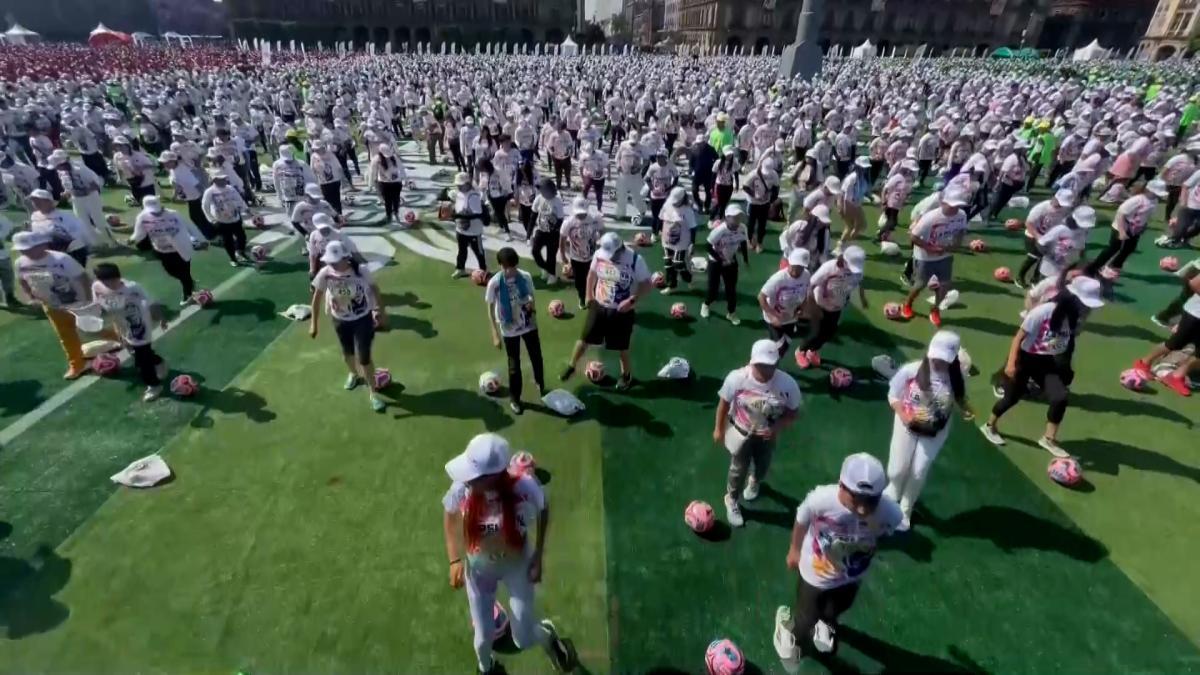 La clase de fútbol más grande del mundo