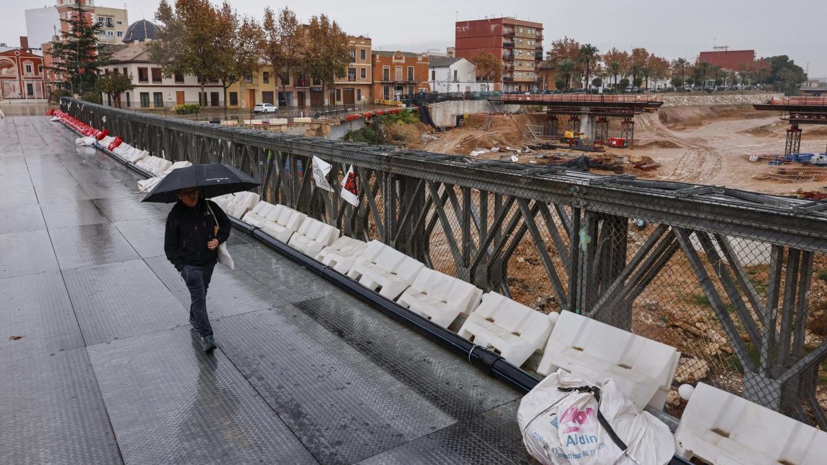 
                                         El Consell rechaza crear un servicio valenciano de meteorología: ya se disponen de medios
                                     