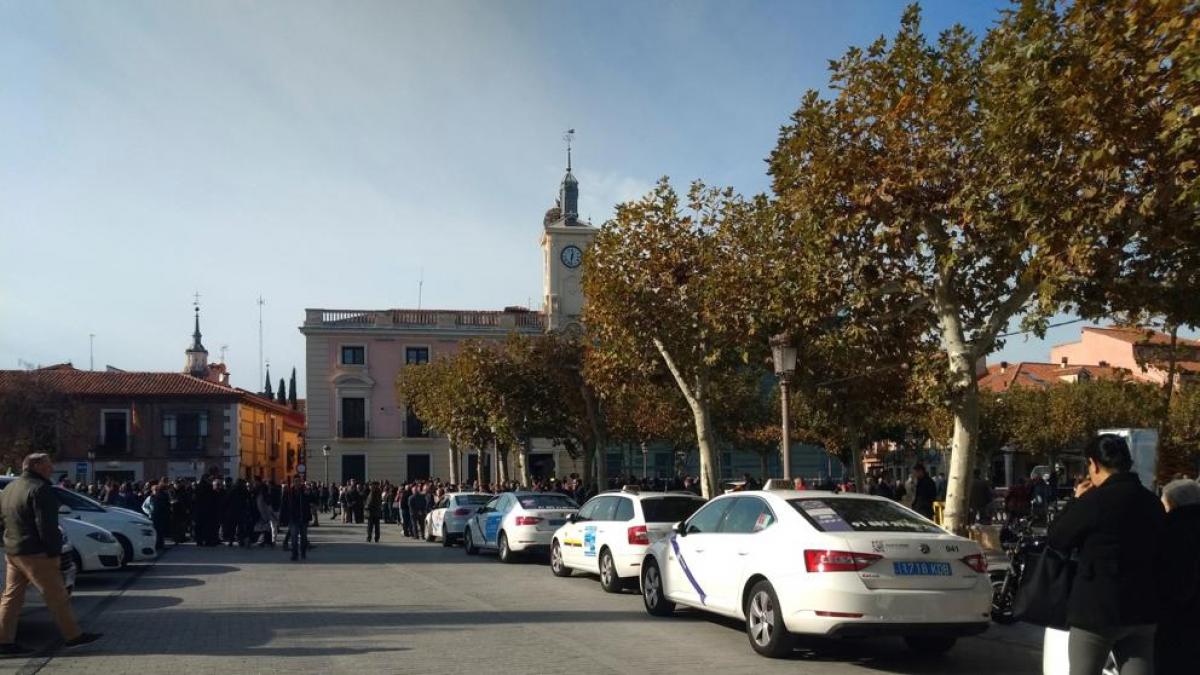 
                                             Ayuso destina 3,5 millones para dos centros sobre enfermedades de salud mental graves
                                         