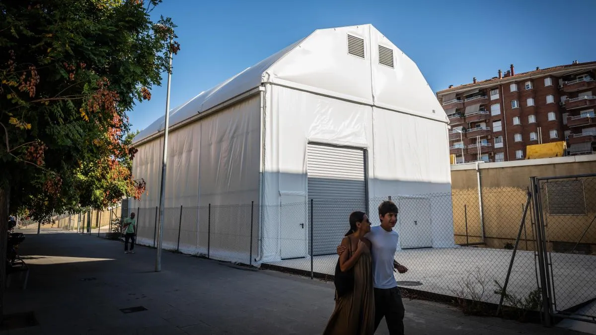 
                                                                                                   Barcelona naturaliza 25 espacios olvidados a la espera de recuperar interiores de manzana
                                                                                               