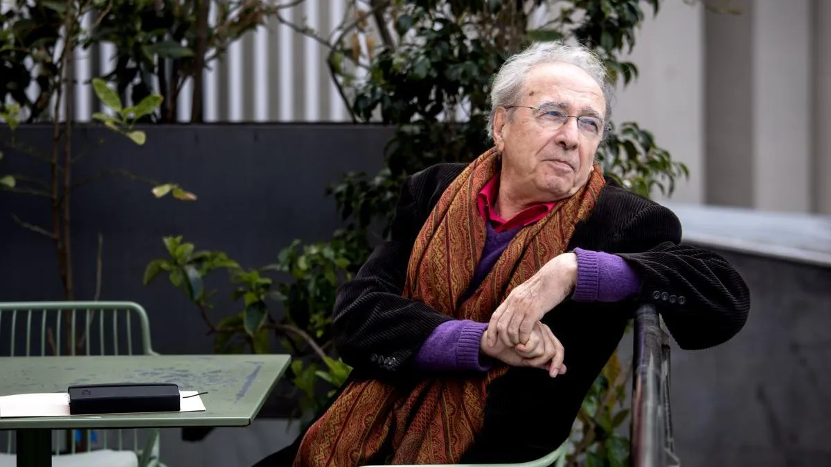 
                                                                                                               Un pasado-presente sin respuesta
                                                                                                           