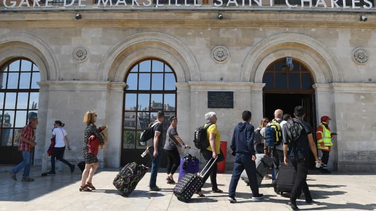 "Entre Marseille et Nice, on peut oublier la voiture, il y a un train par heure": dans la cité phocéenne, la gare Saint-Charles sert de laboratoire de la concurrence ferroviaire en France