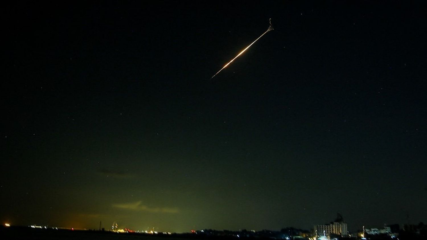 Guerre au Moyen-Orient : une vingtaine de pays, dont la France, se disent "prêts à contribuer aux efforts" nécessaires pour la réouverture du détroit d'Ormuz