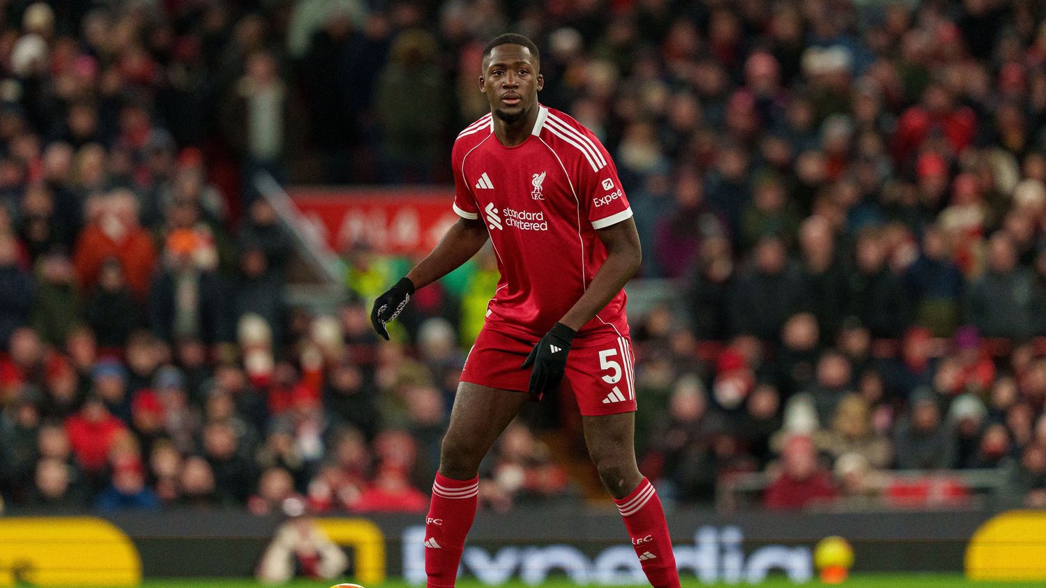 La Fédération française de football "condamne avec la plus grande fermeté" les insultes racistes subies par Ibrahima Konaté