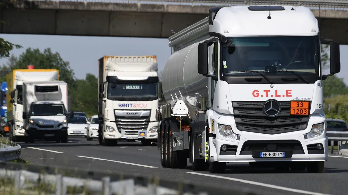 "Ça devient intenable" : la Fédération nationale des transporteurs routiers en Drôme-Ardèche souhaite un "prix plancher" du gazole