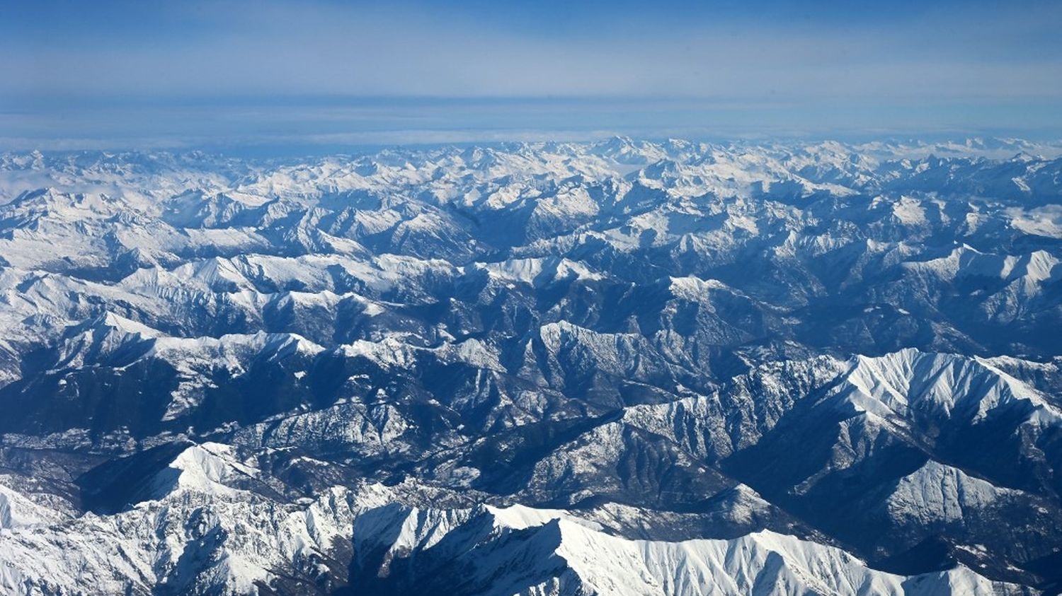 Deux morts et cinq blessés dans une avalanche en Italie