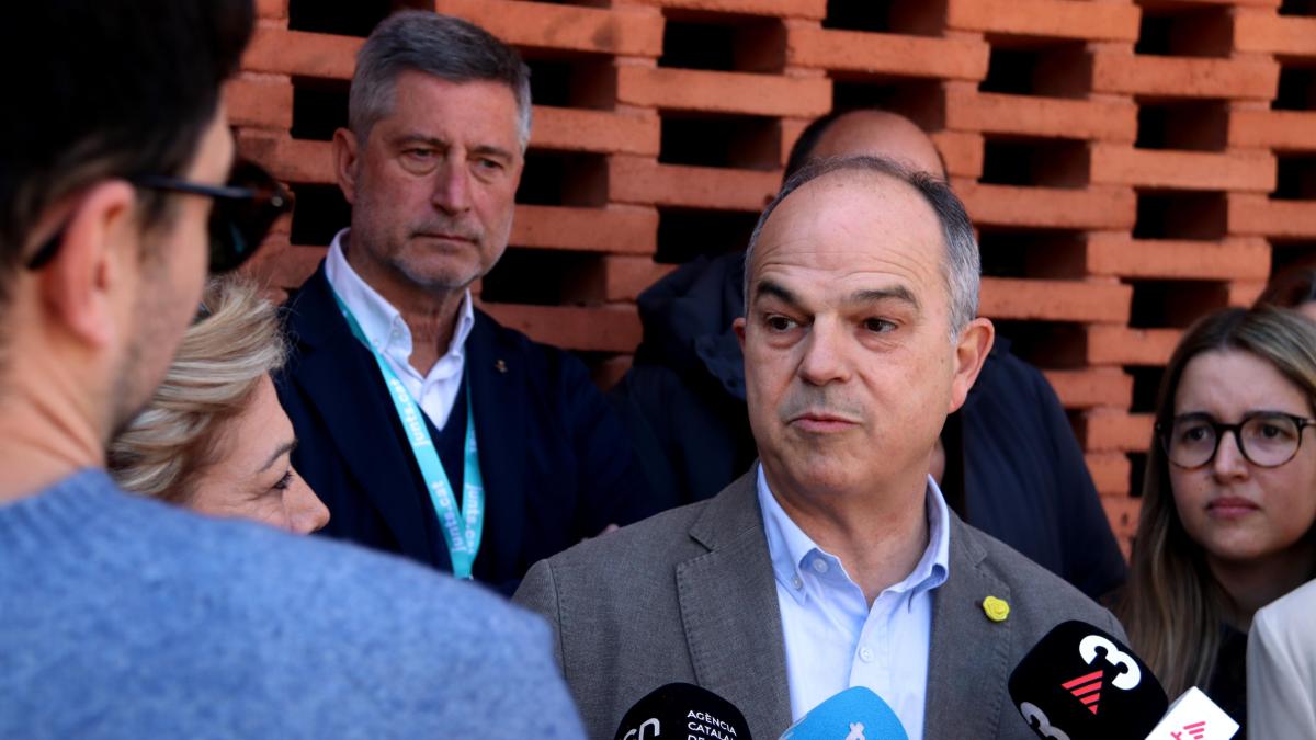 
                   Junts tumbará el decreto de vivienda que aprobó el Gobierno para prorrogar el alquiler
               