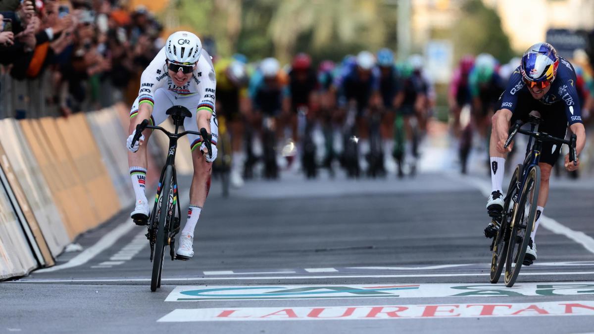 
                                                             Pogacar agranda su leyenda conquistando la Milán-Sanremo, su obsesión más esquiva
                                                         