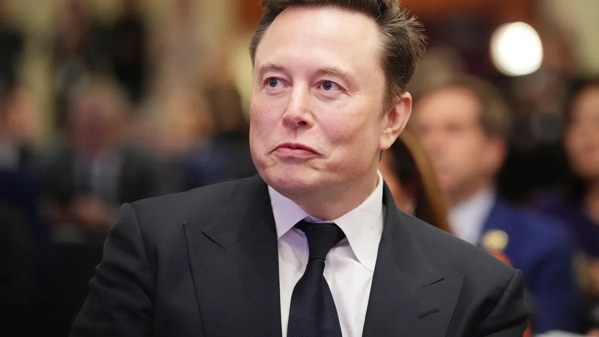 Elon Musk offre de payer les salaires d'environ 50.000 agents de sécurité aux aéroports, victimes d'un "shutdown" partiel aux États-Unis