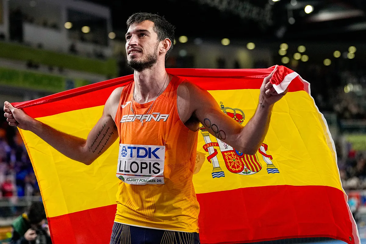 Quique Llopis consigue en el Mundial indoor la medalla que le consagra: plata en el 60 vallas