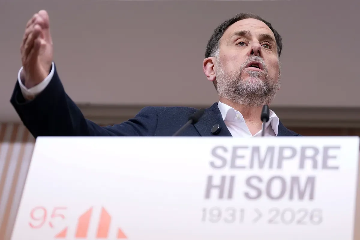 Junqueras exprime la debilidad de Illa mientras "gana tiempo para ser amnistiado y poder ser candidato a la Generalitat"