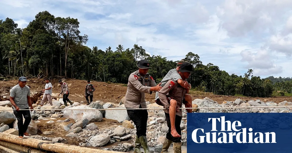 Indonesia and Thailand floods death toll passes 600 with hundreds still missing
