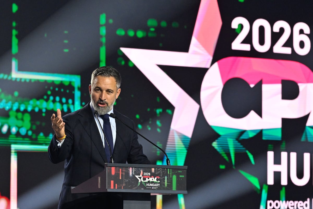 La deriva “antisistema” de la extrema derecha abre la veda contra el Rey