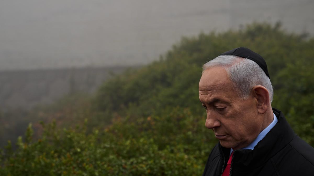 
              Netanyahu se aferra a la guerra
          