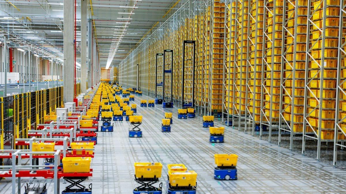 
                                                        ¿Compras fuera de la UE?: el truco de los 150 euros para evitar sustos con el IVA y aduanas
                                                    