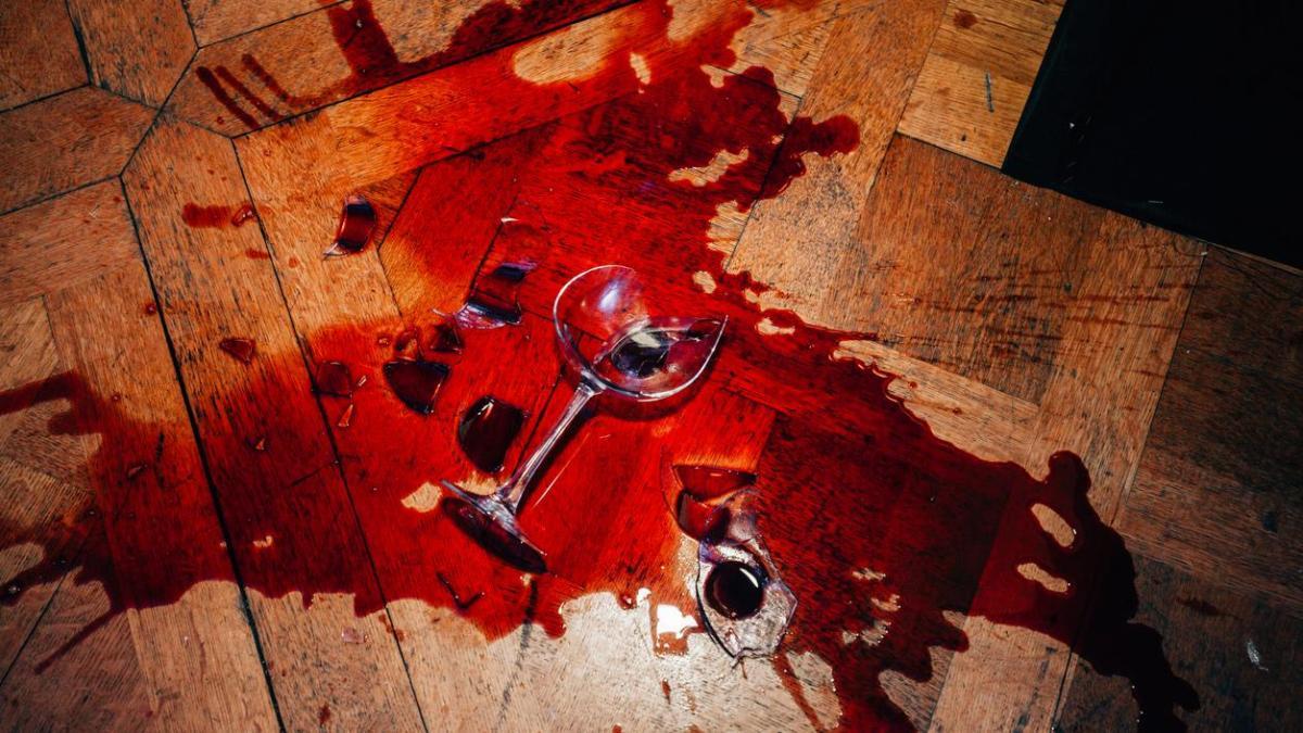 
                                                          Algunos vinos necesitan derrame de sangre para poder existir: “Nadie habla del método de sangrado”
                                                      