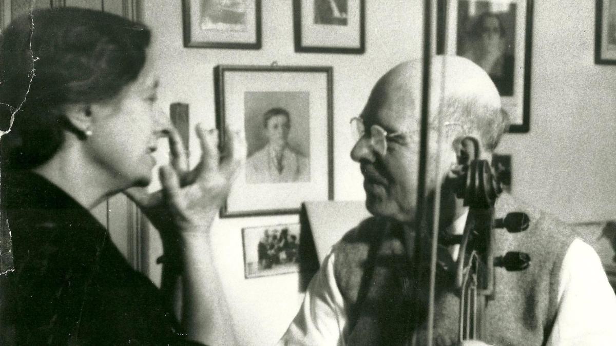 
                                                                                                                      Salvador Brotons recrea la otra Olimpiada que ensayaban Casals y Conxita Badia en el 36
                                                                                                                  