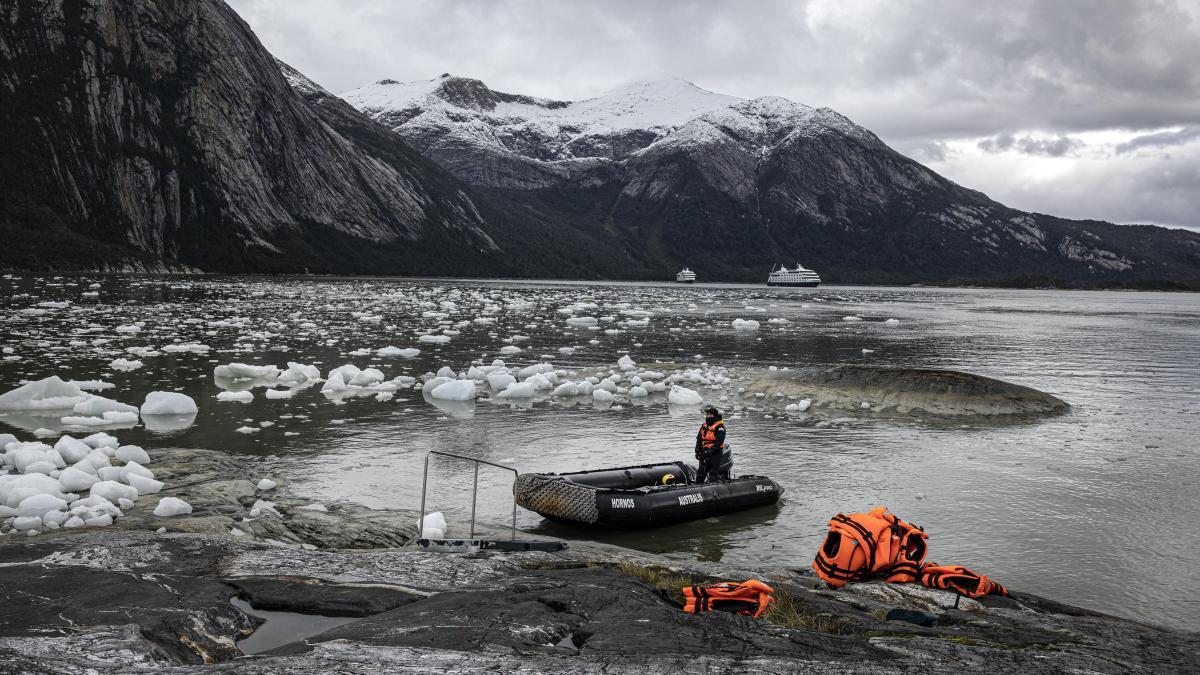 
                                                                                                                                     Expedición a la Patagonia: postales heladas desde el fin del mundo
                                                                                                                                 