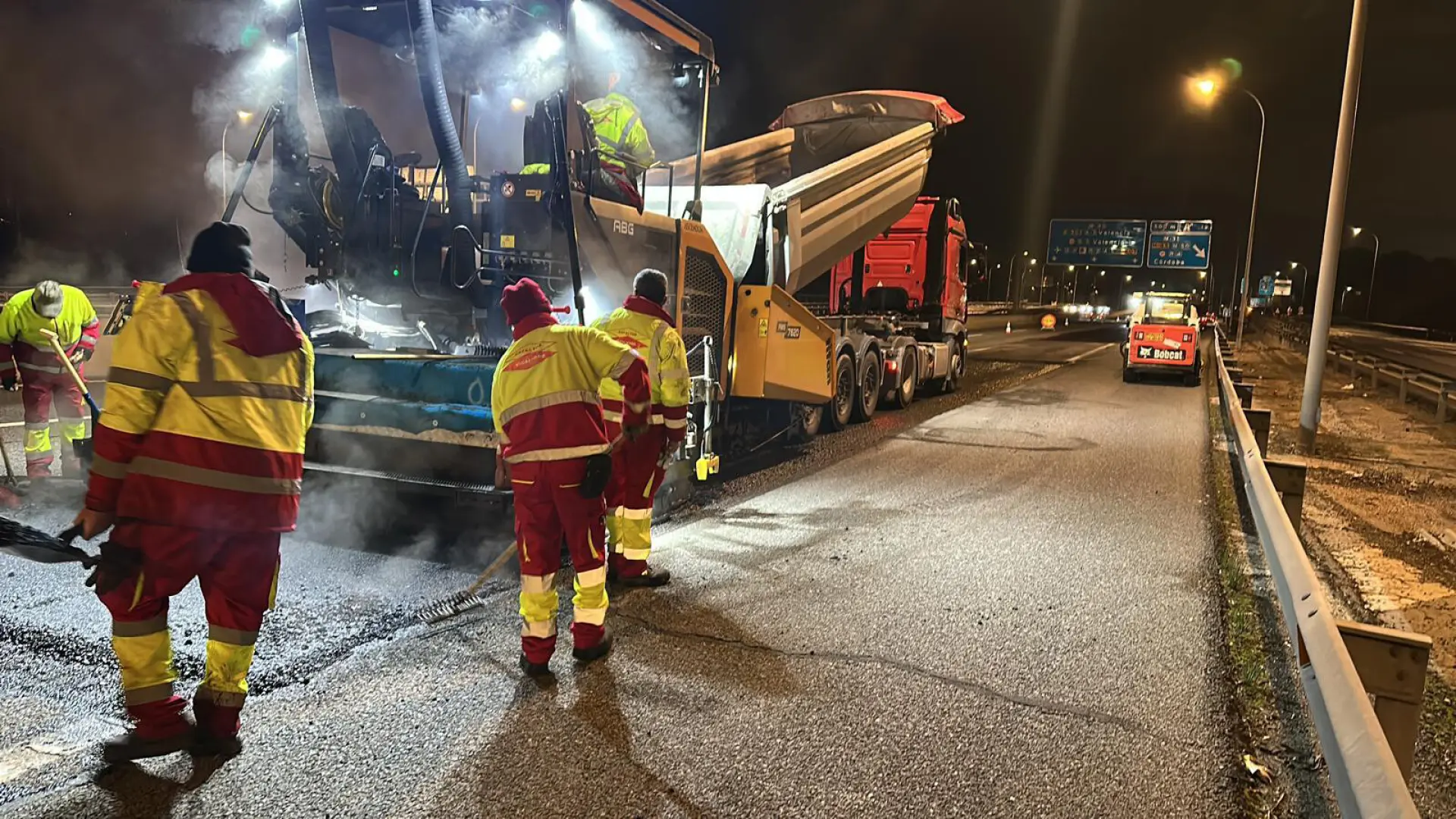 
         Una docena de carreteras de Madrid sufrirán cortes parciales cuatro meses para reparar los daños causados en los temporales 
    
