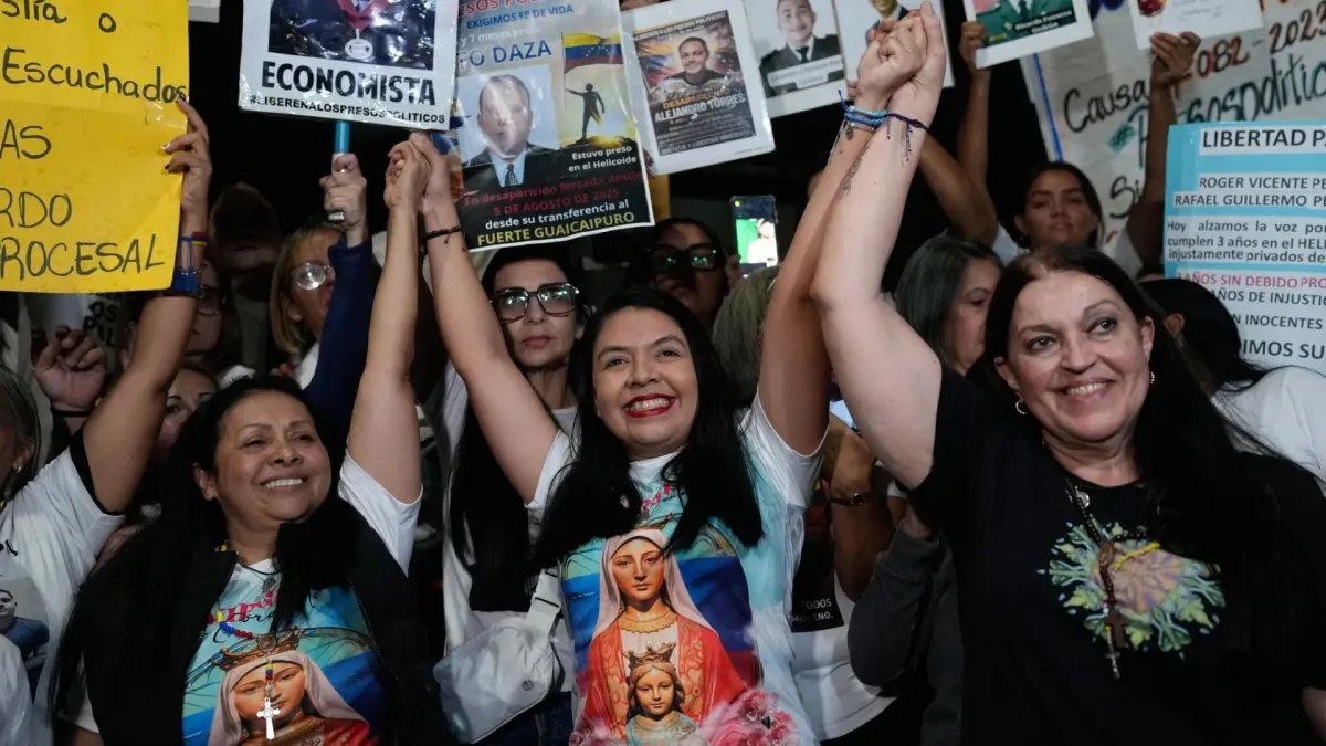 
         Presos políticos venezolanos liberados de El Helicoide: "Sientes que caes al abismo y a ellos solo les interesa que no mueras dentro" 
    