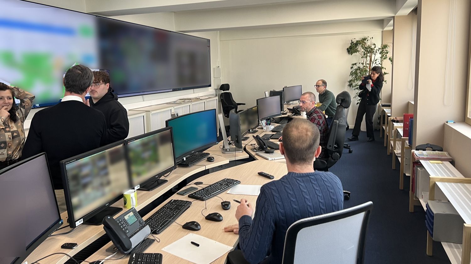 Portes blindées, surveillance vidéo, protection des données : comment les réseaux d'eau de Paris ont été sécurisés au maximum