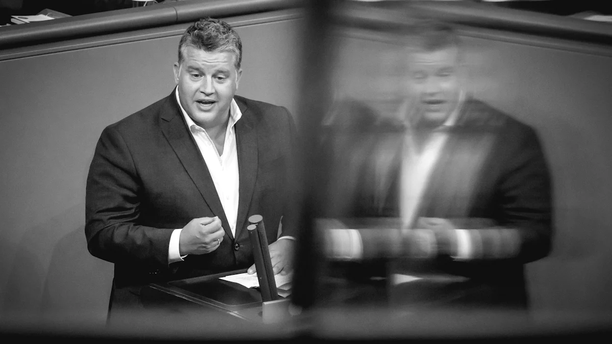 Bundespolitik: SPD-Umweltstaatssekretär Carsten Träger im Skiurlaub gestorben