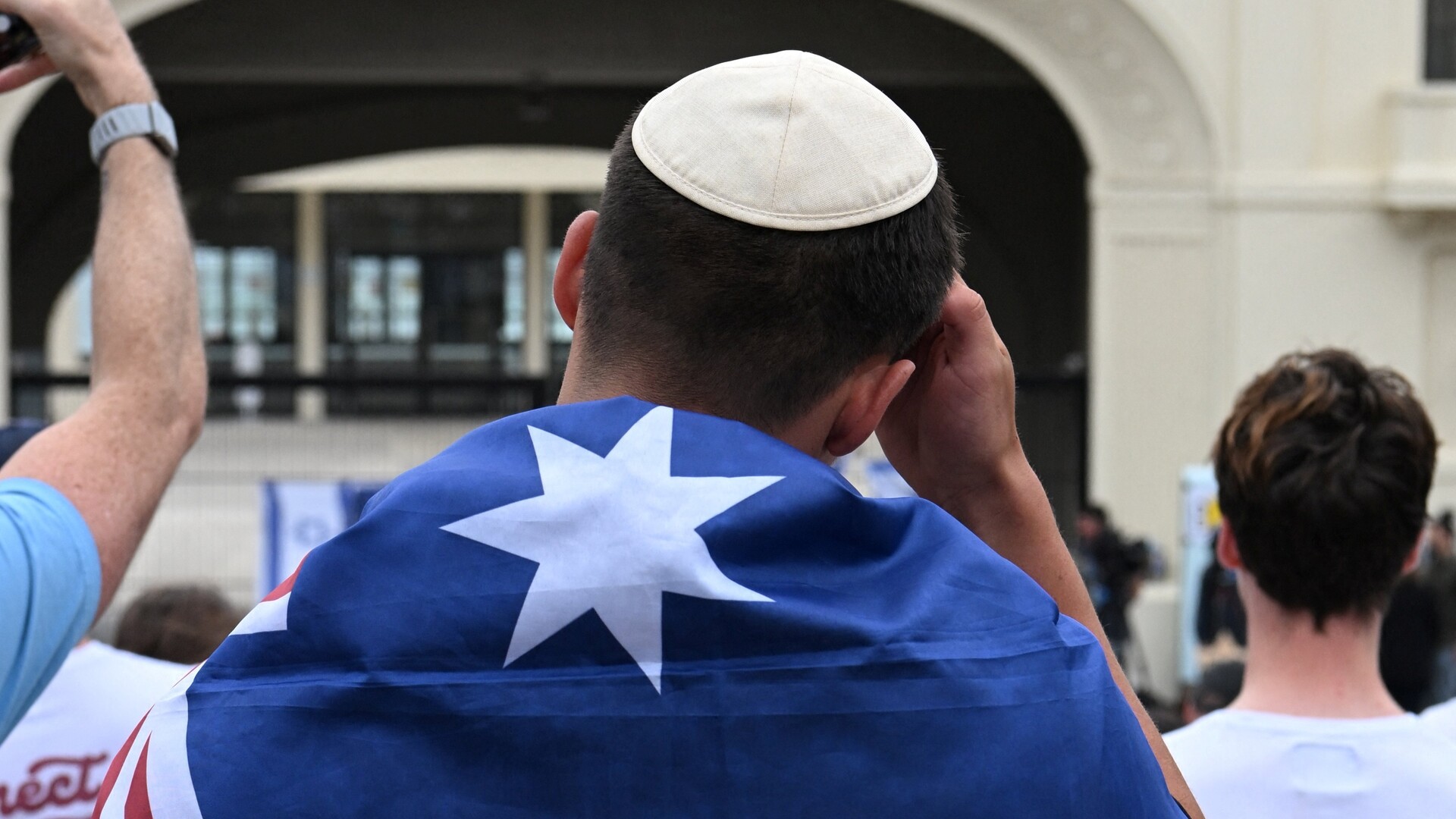 Israeli leaders condemned for politicising Bondi massacre