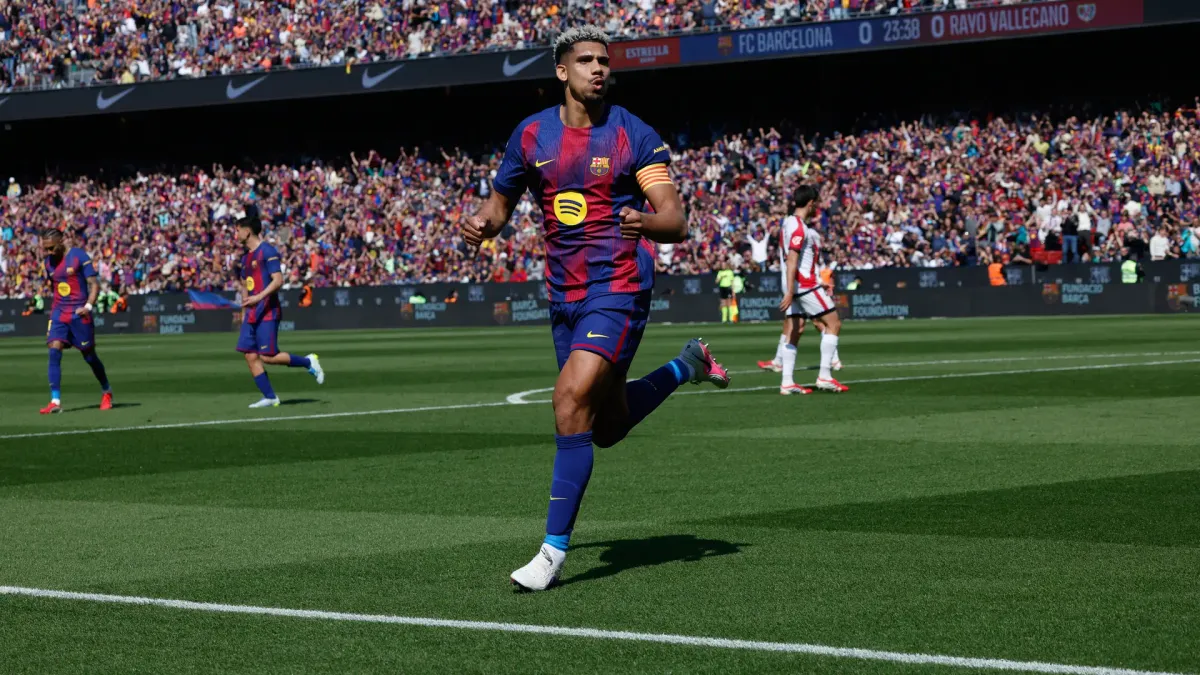 
         Sufre el Barça en el Camp Nou: el Rayo busca el empate en los últimos minutos 
    