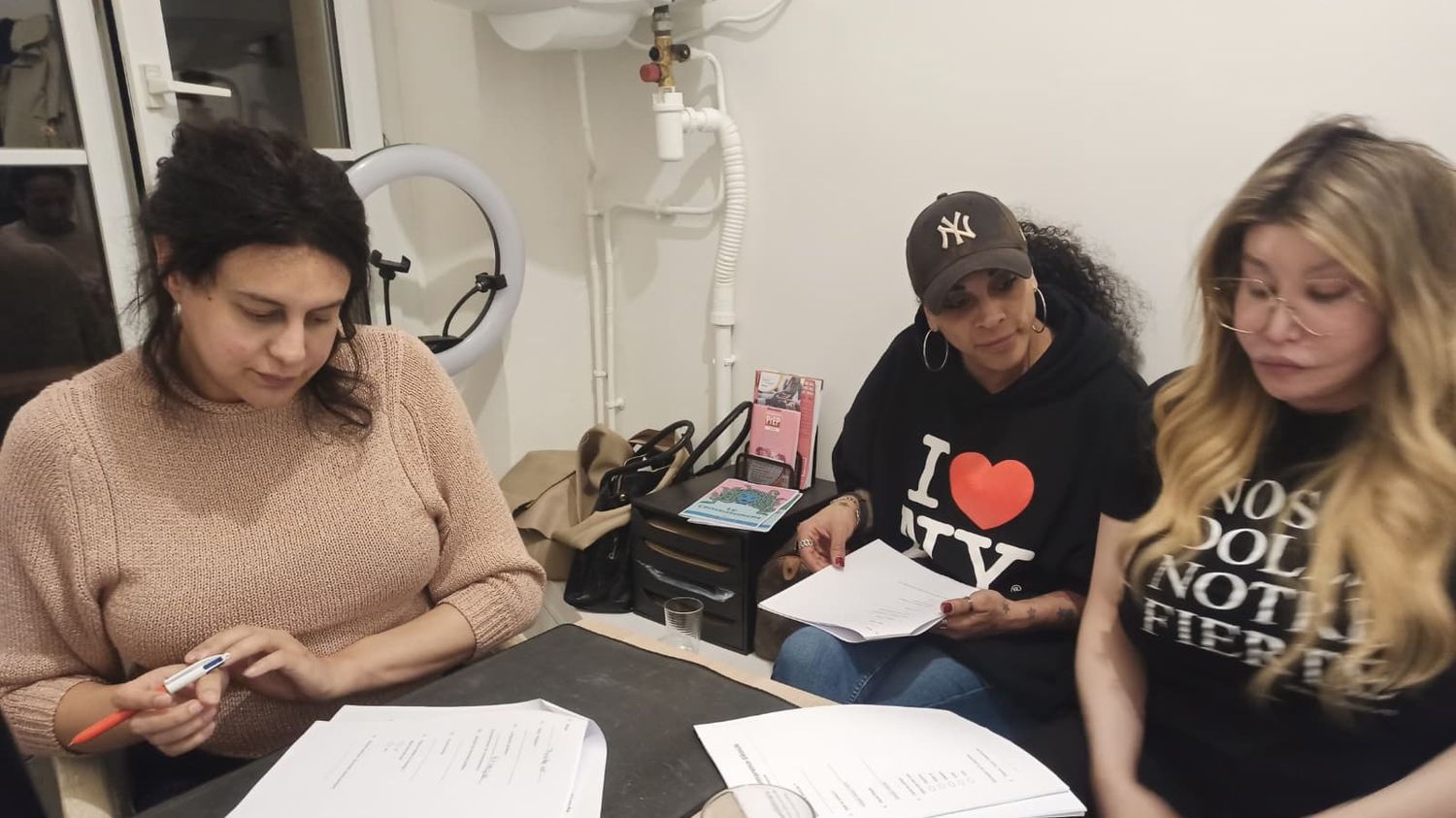 La ligne d'écoute internationale de Stop Homophobie saturée d'appels en provenance du Sénégal depuis le vote d'une loi anti-homosexuels