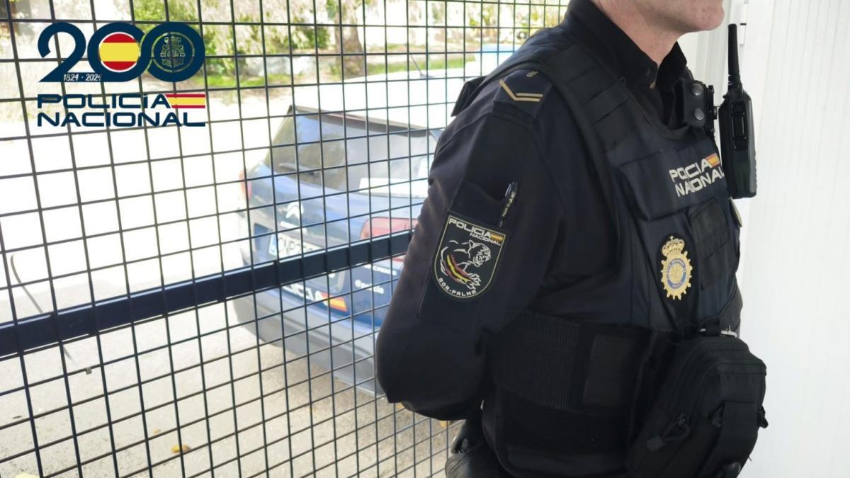 
                                                                                                              El fallecido en una discusión en Santander era aficionado del Racing y el detenido llevaba la camiseta del Albacete
                                                                                                          