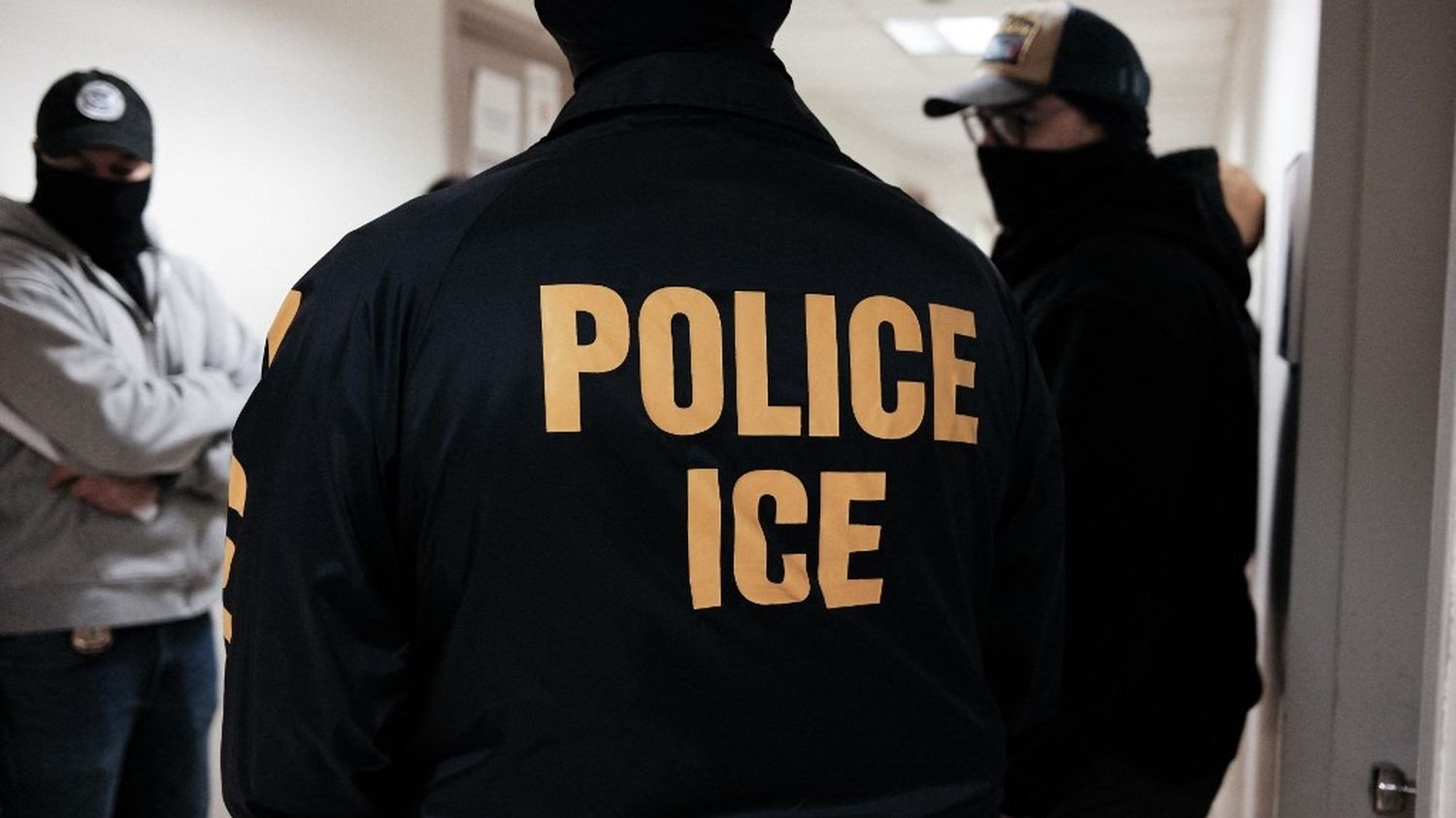 La police de l'immigration va être déployée dans les aéroports américains, perturbés par une paralysie budgétaire