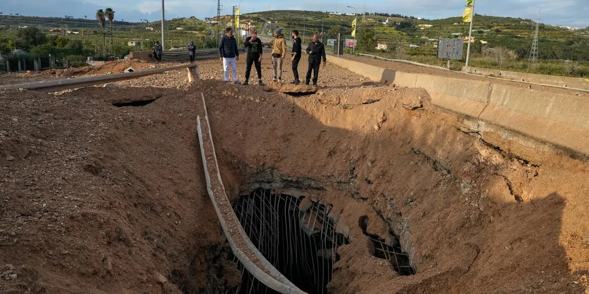 EN DIRECT, guerre au Moyen-Orient : après le bombardement du pont de Qasmiyeh, le président libanais dénonce une « punition collective » et craint une « invasion »